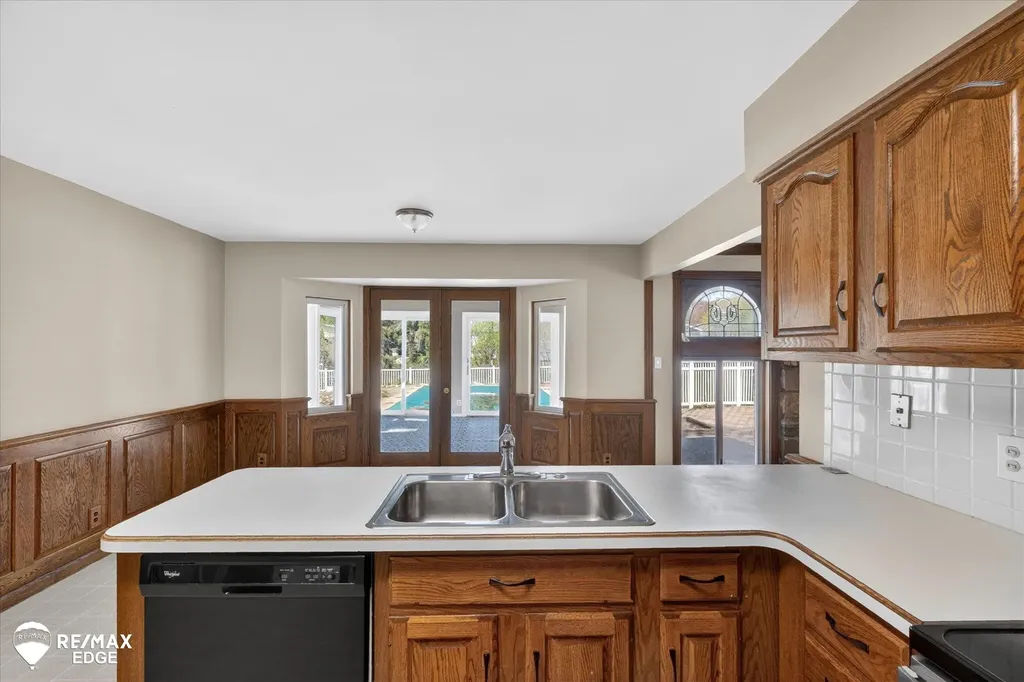 8454 Wesley Drive Flushing Charter Township MI 48433