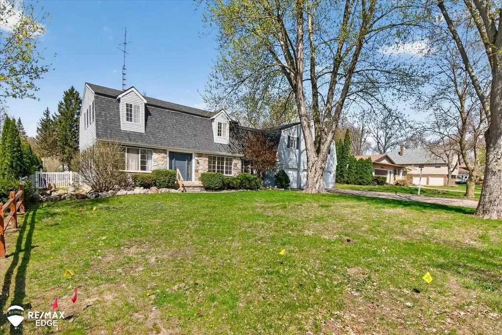 8454 Wesley Drive Flushing Charter Township MI 48433