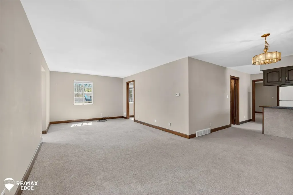 8454 Wesley Drive Flushing Charter Township MI 48433