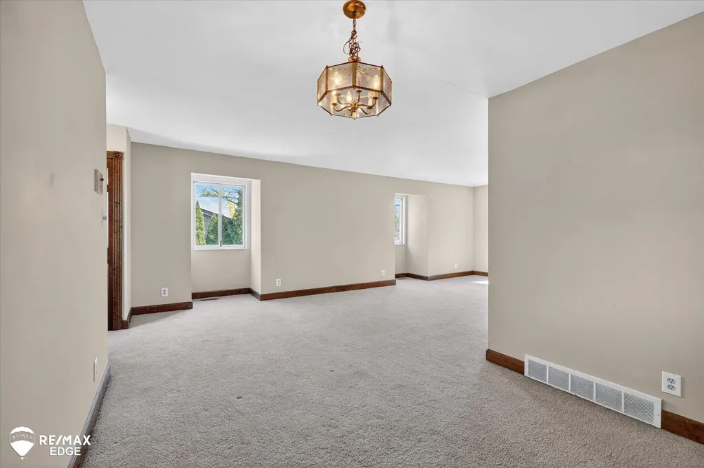 8454 Wesley Drive Flushing Charter Township MI 48433