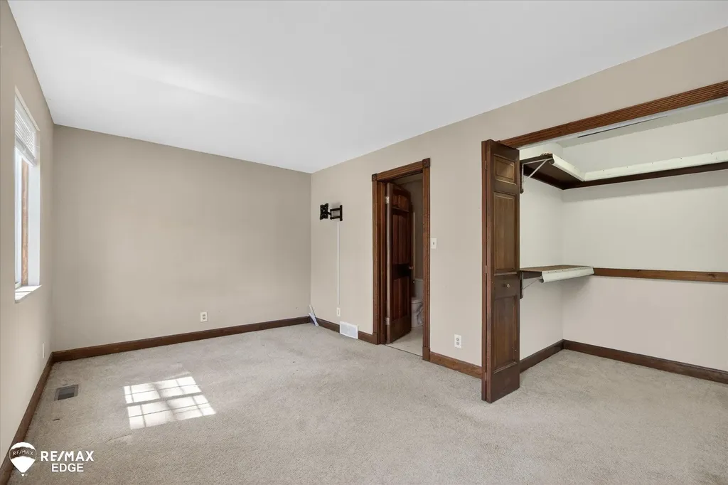 8454 Wesley Drive Flushing Charter Township MI 48433