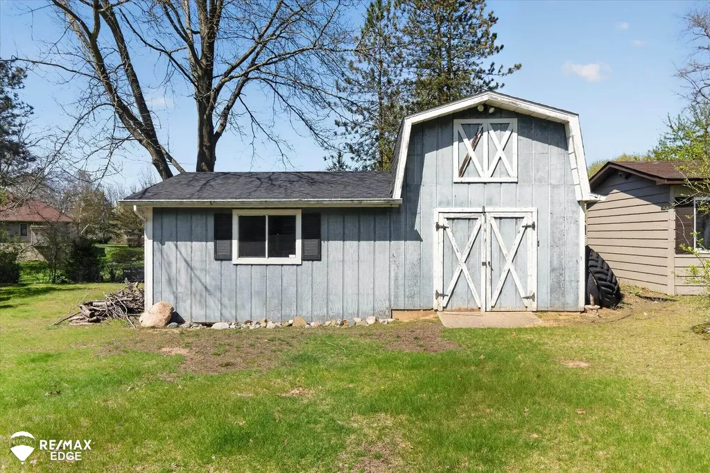 8454 Wesley Drive Flushing Charter Township MI 48433