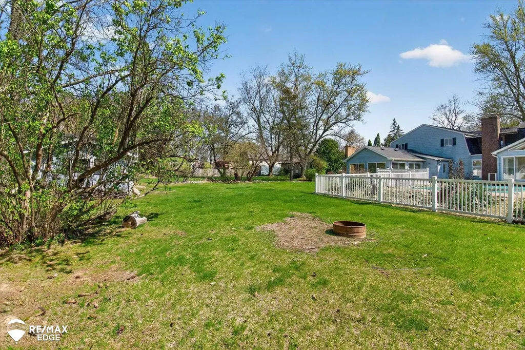 8454 Wesley Drive Flushing Charter Township MI 48433