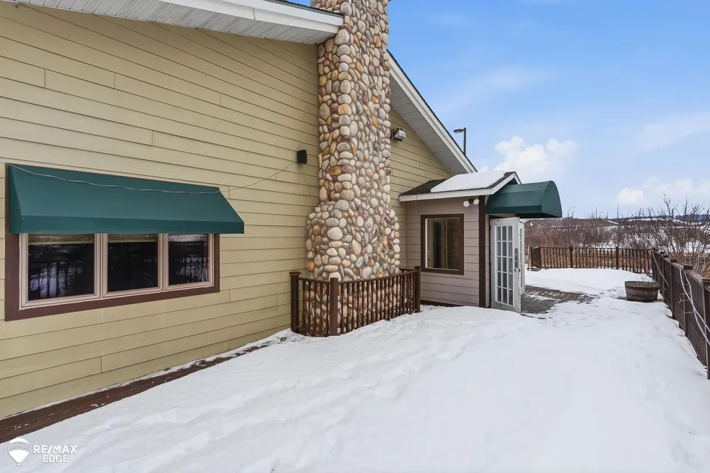 633 Court Street West Branch City MI 48661