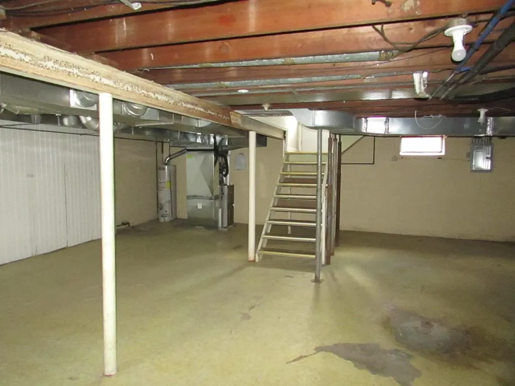 434 Chalmers Street Flint City MI 48503