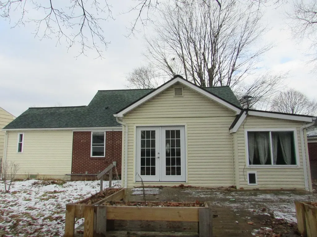 434 Chalmers Street Flint City MI 48503