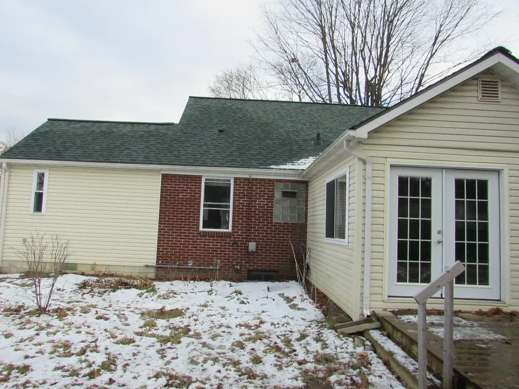 434 Chalmers Street Flint City MI 48503