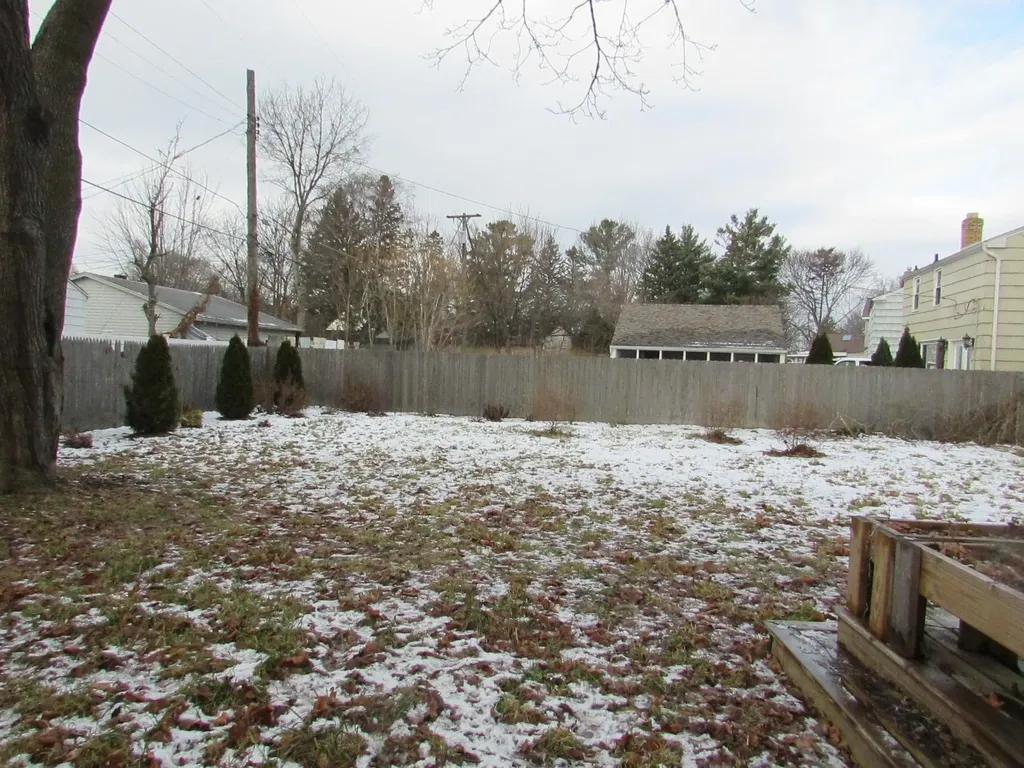 434 Chalmers Street Flint City MI 48503