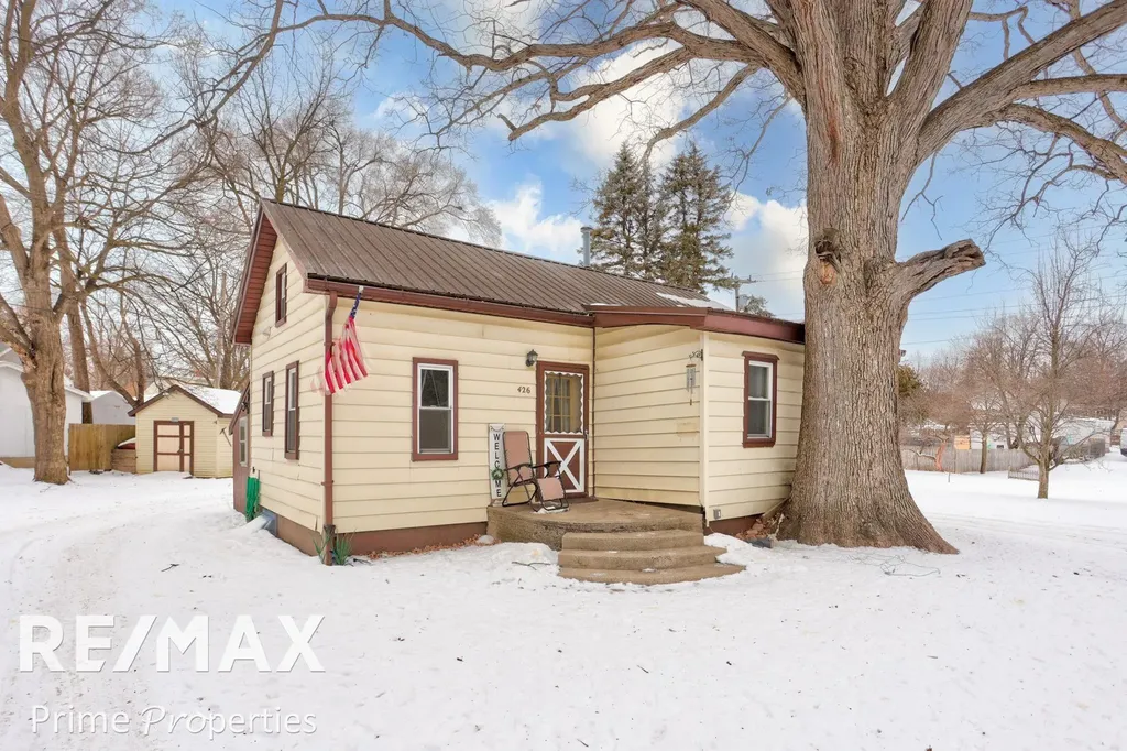426 Bates Street Caro City MI 48723