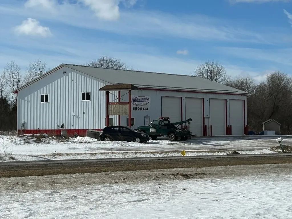 4040 E M-71 Highway Caledonia Charter Township MI 48817