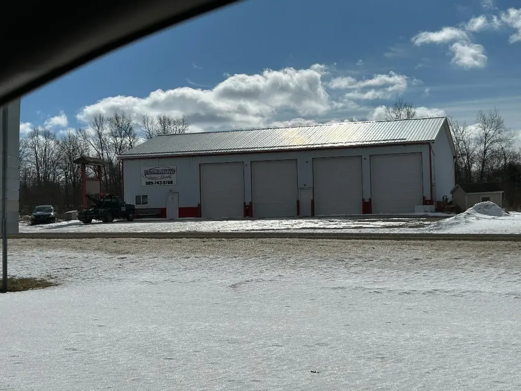 4040 E M-71 Highway Caledonia Charter Township MI 48817