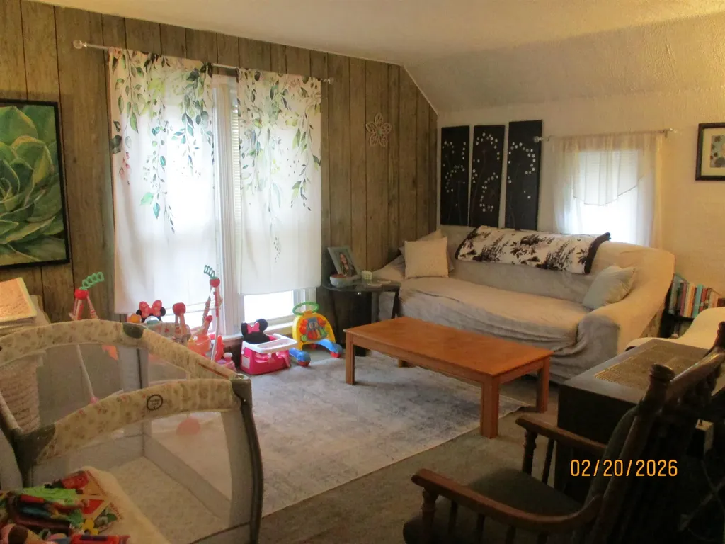 242 S East Street Vassar City MI 48768