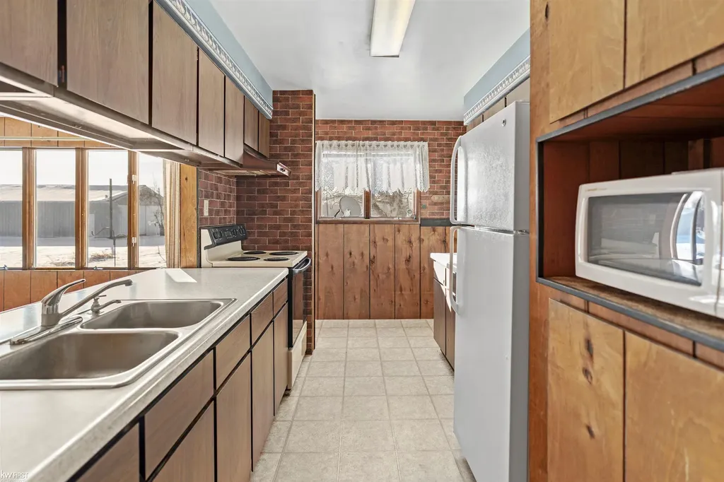 2209 Conrad Road Arenac Township MI 48658