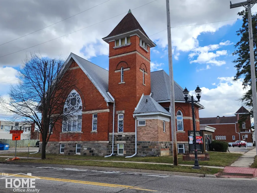 230 N Woodworth Street Corunna City MI 48817