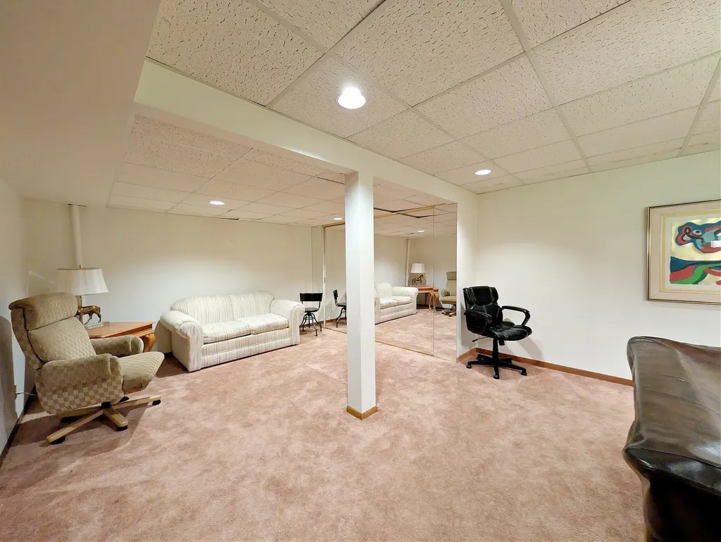 108 Riverview Boulevard Flushing City MI 48433