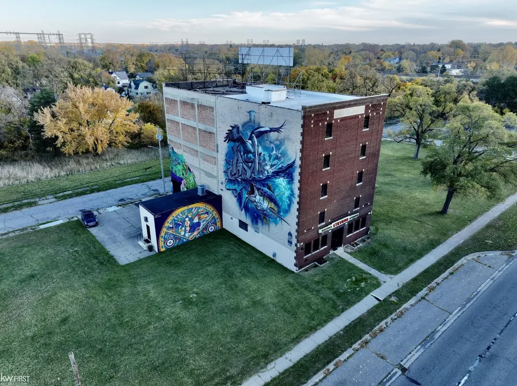 1273 Broadway Boulevard Flint City MI 48506