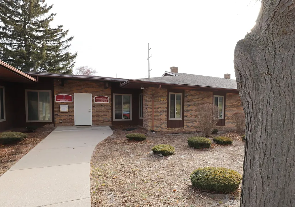 1146 S Linden Road Flint Charter Township MI 48532