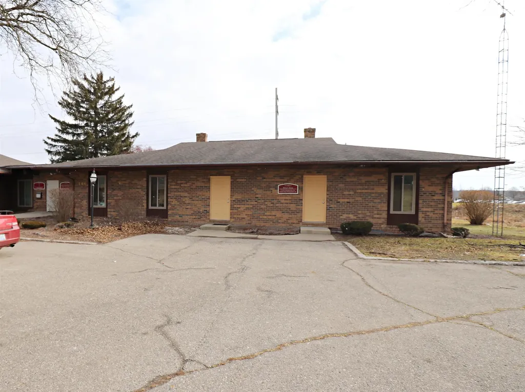 1146 S Linden Road Flint Charter Township MI 48532