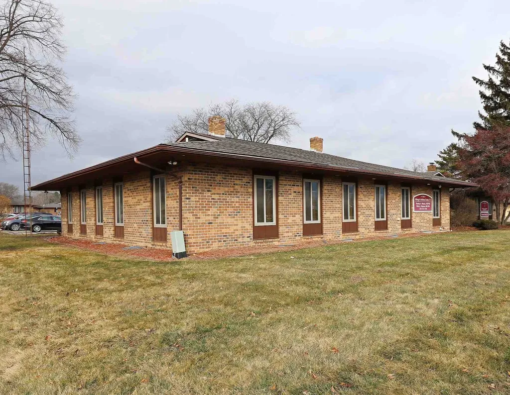 1146 S Linden Road Flint Charter Township MI 48532