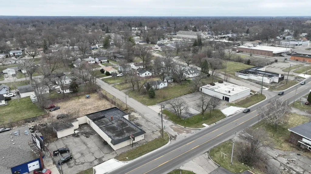 3026 Flushing Road Flint City MI 48504