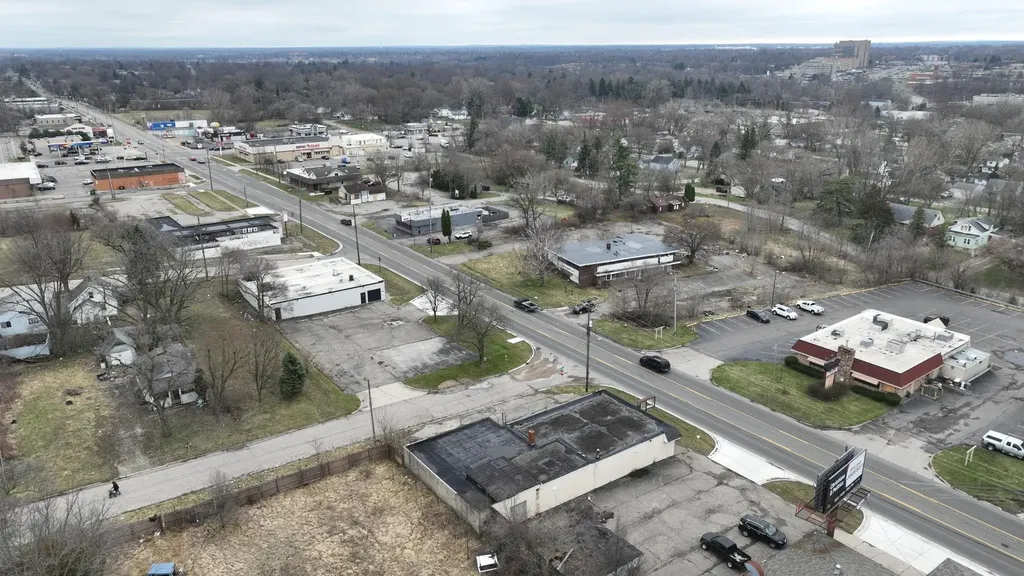 3026 Flushing Road Flint City MI 48504