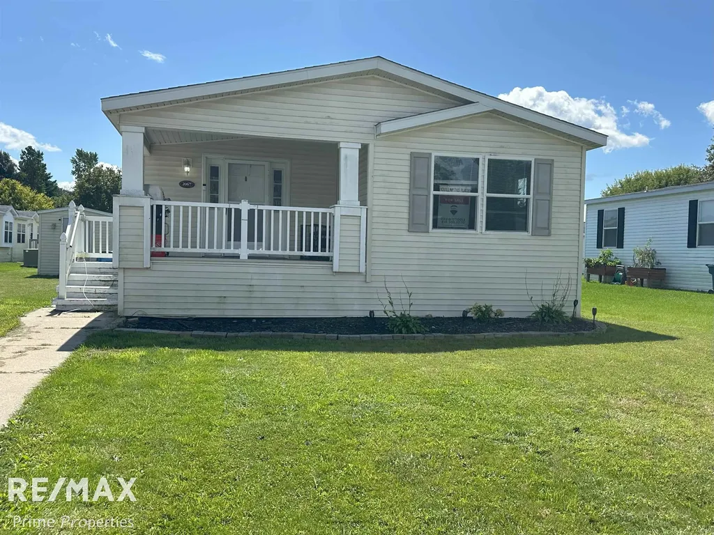 2067 Spruce Way Vienna Charter Township MI 48420