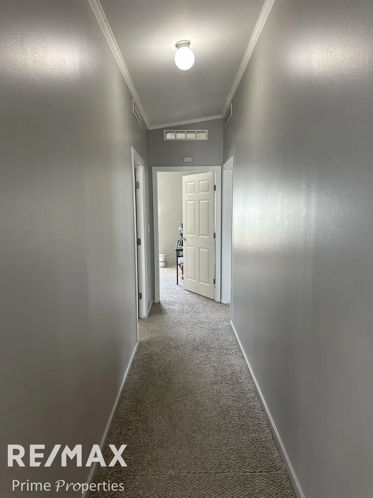 2067 Spruce Way Vienna Charter Township MI 48420