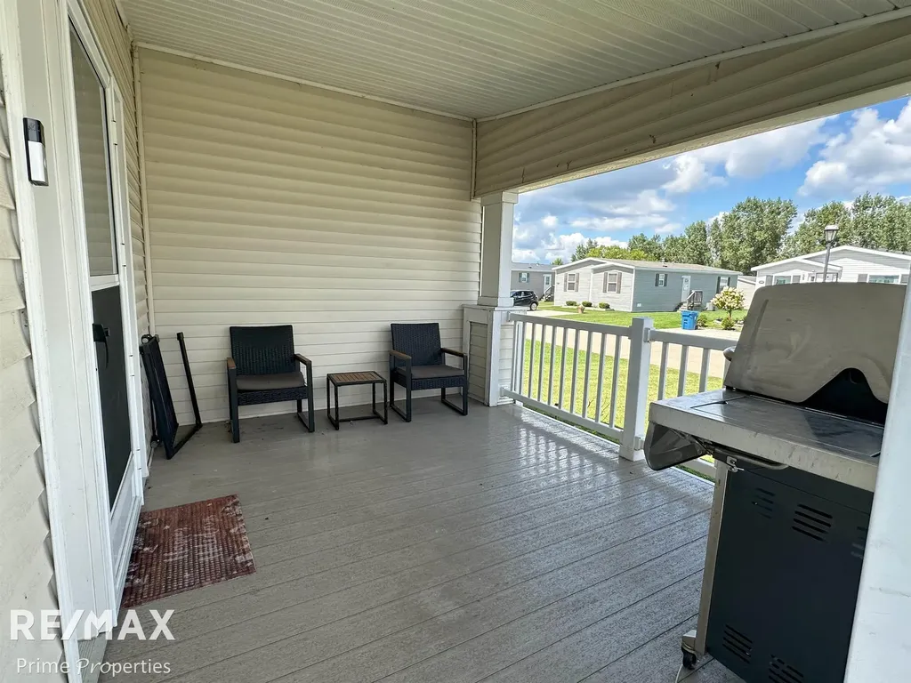 2067 Spruce Way Vienna Charter Township MI 48420