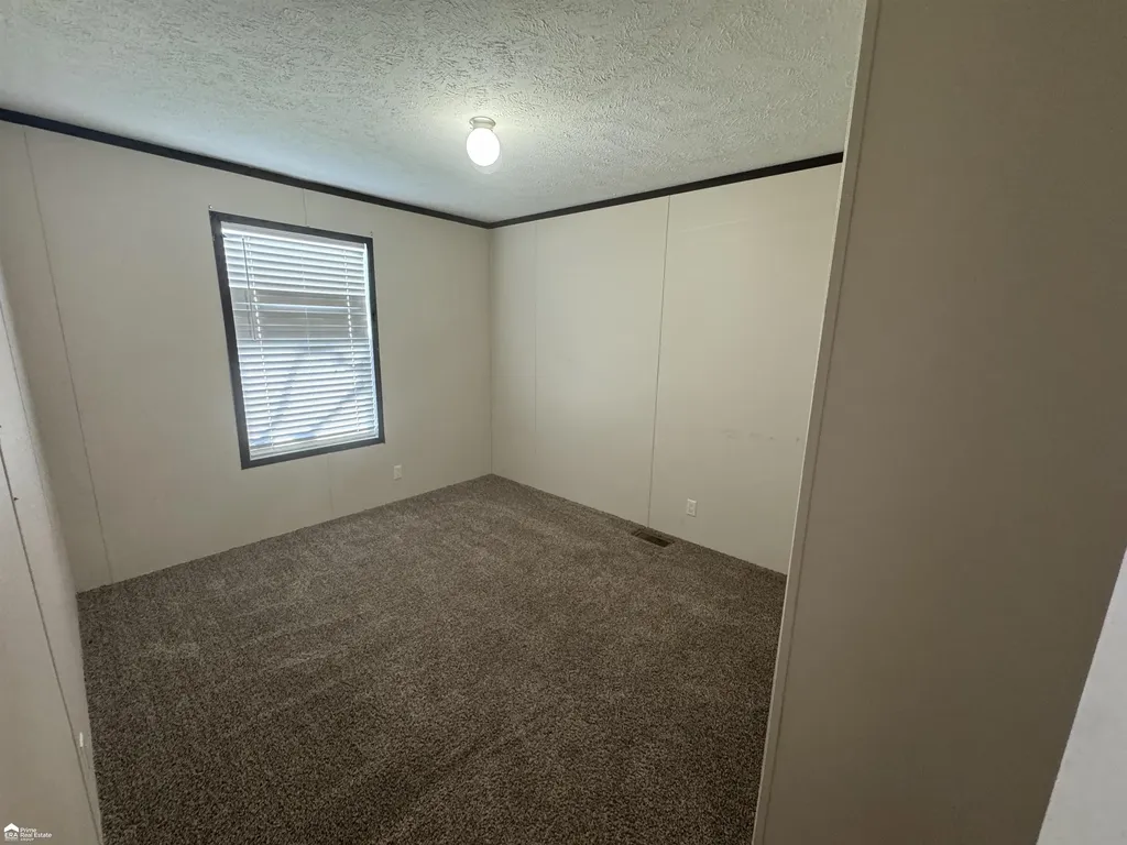 2076 Aspen Lane Vienna Charter Township MI 48420