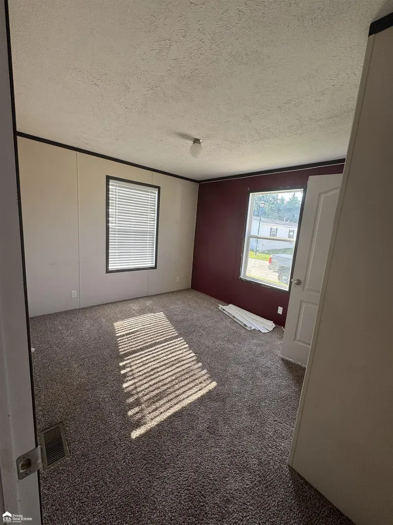 2076 Aspen Lane Vienna Charter Township MI 48420