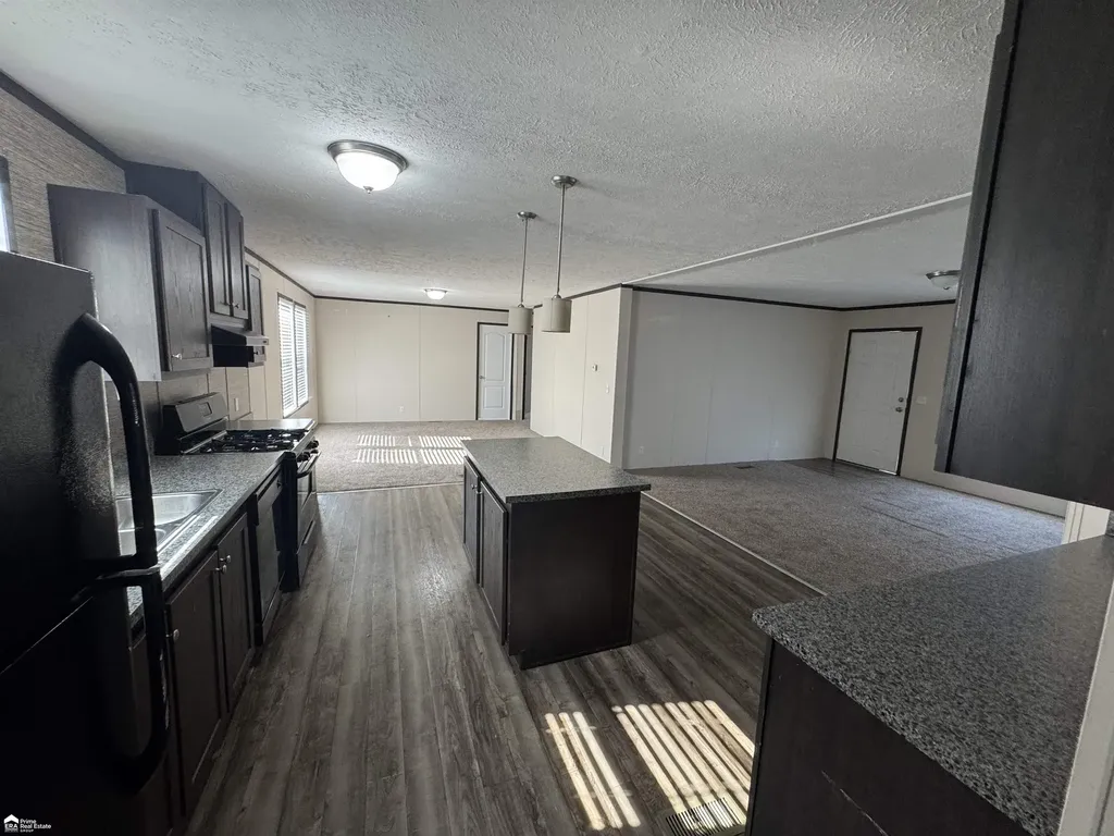 2076 Aspen Lane Vienna Charter Township MI 48420
