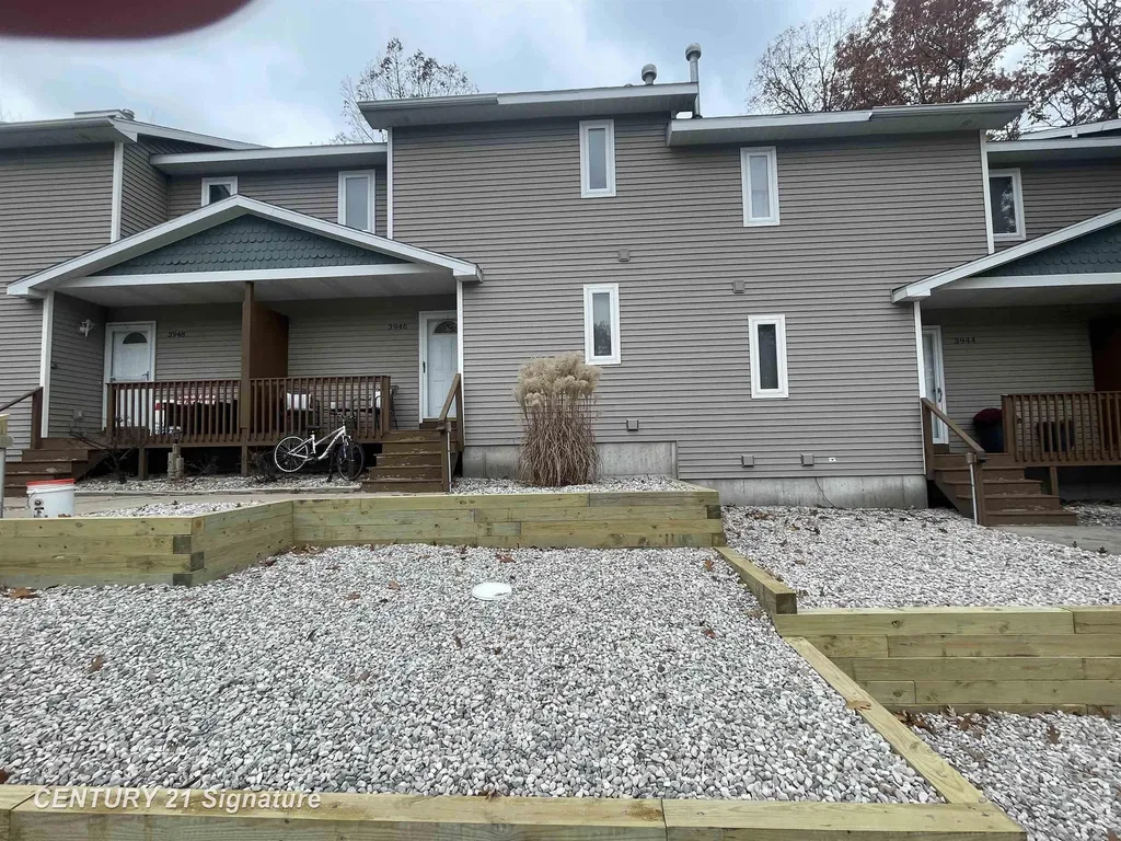 3946 Sherwood Forest Drive East Bay Township MI 49686