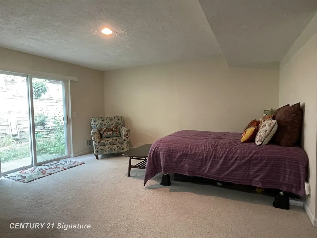 3946 Sherwood Forest Drive East Bay Township MI 49686