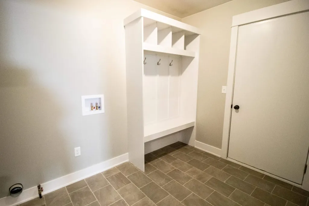 11461 Hidden Oaks Drive Vienna Charter Township MI 48420