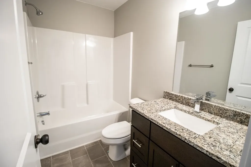 11461 Hidden Oaks Drive Vienna Charter Township MI 48420