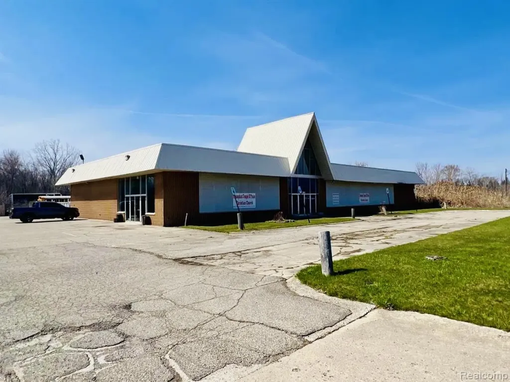 3497 W Pasadena Avenue Flint Charter Township MI 48504