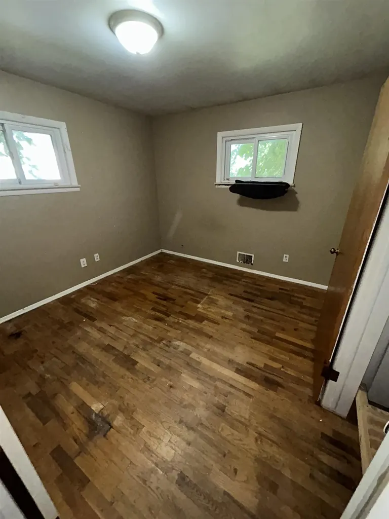 5323 Elmsford Drive Flint Charter Township MI 48532