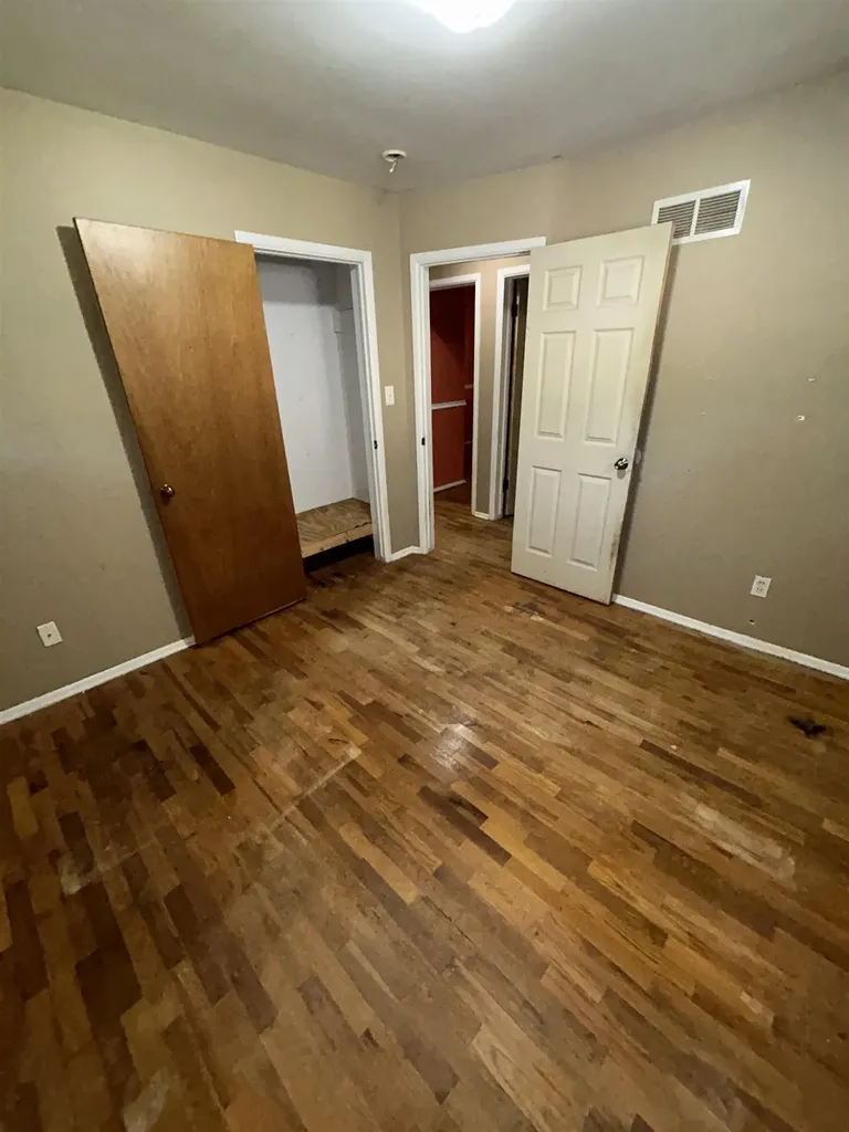 5323 Elmsford Drive Flint Charter Township MI 48532