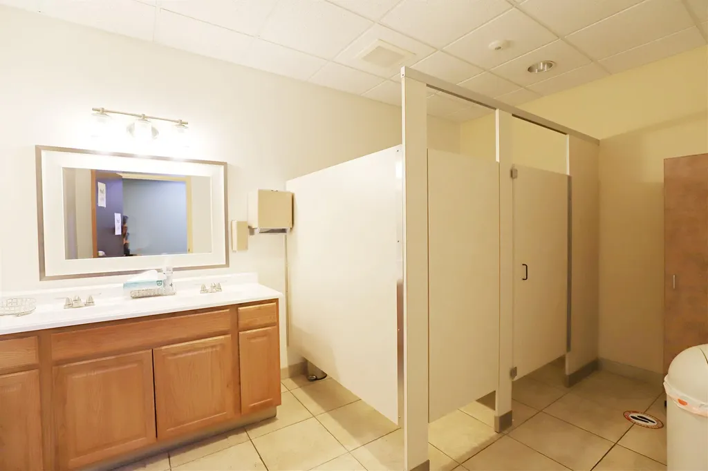1055 Charter Drive Flint Charter Township MI 48532