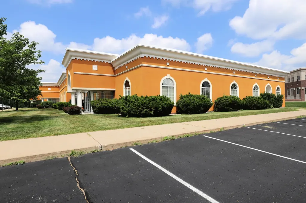 1055 Charter Drive Flint Charter Township MI 48532