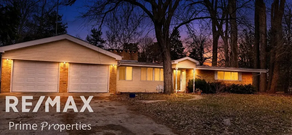 3195 Dixie Court Bridgeport Charter Township MI 48601