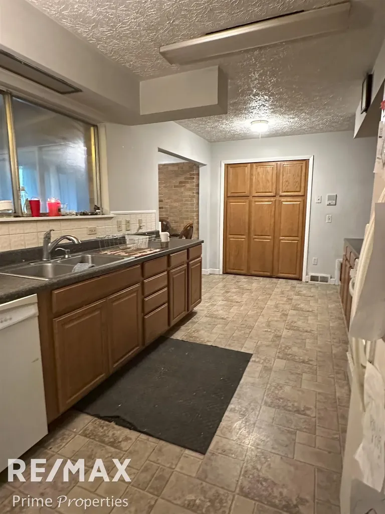 3195 Dixie Court Bridgeport Charter Township MI 48601