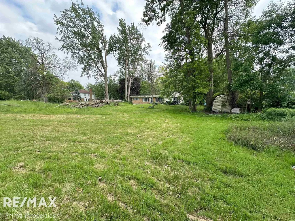 3195 Dixie Court Bridgeport Charter Township MI 48601