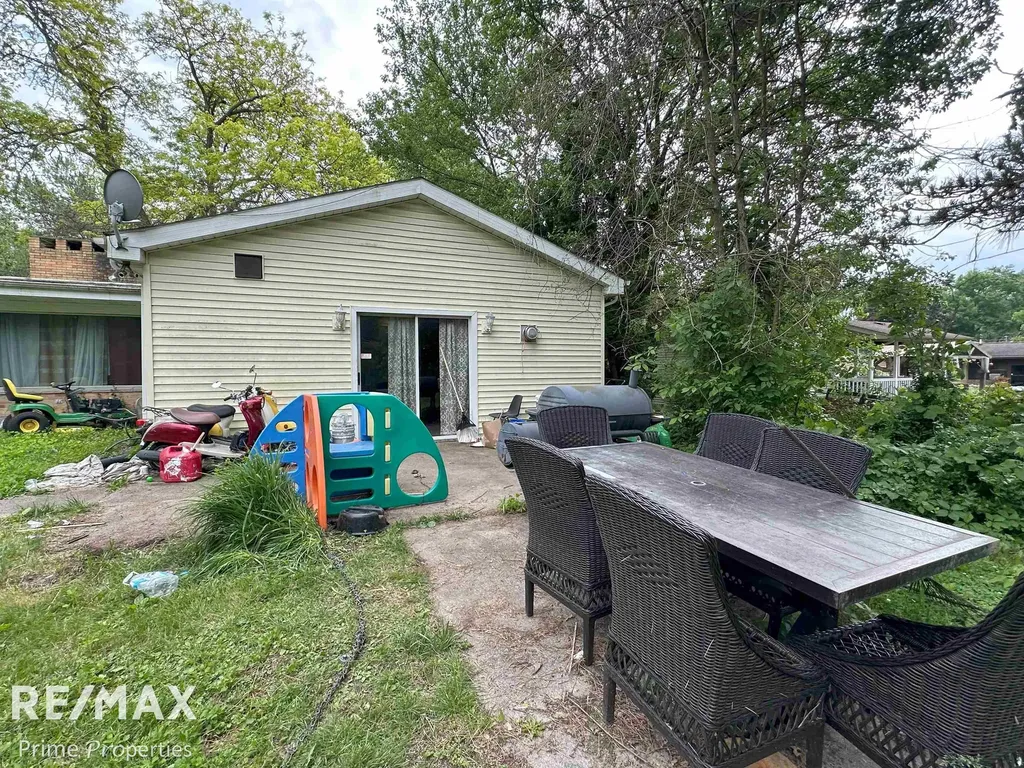 3195 Dixie Court Bridgeport Charter Township MI 48601