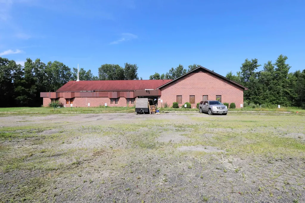 5165 Detroit Street Mt. Morris Township MI 48505