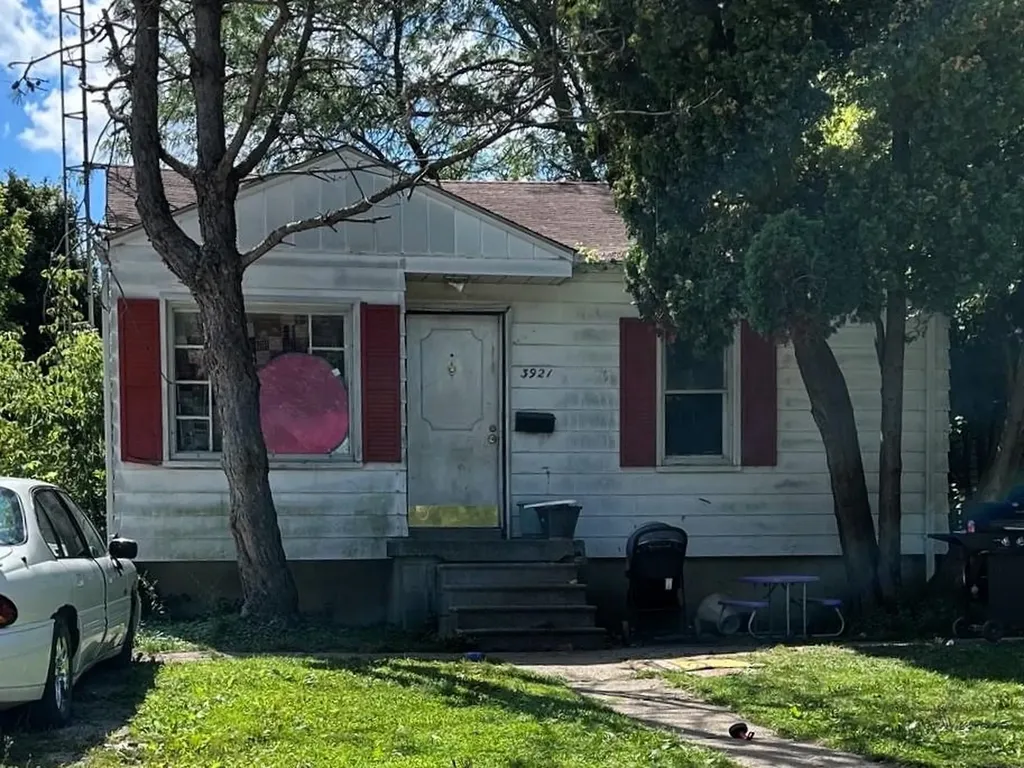 3921 Joyner Street Flint Charter Township MI 48532
