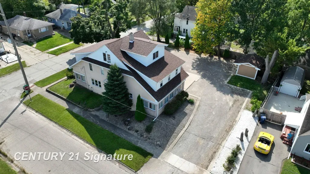 3902 Cuthbertson Street Flint City MI 48507