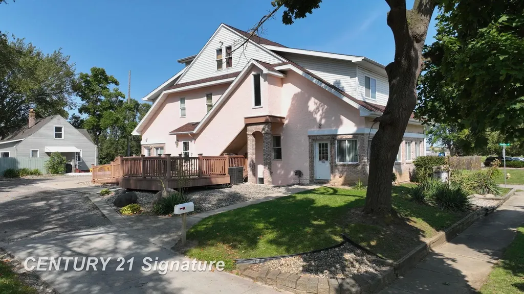 3902 Cuthbertson Street Flint City MI 48507