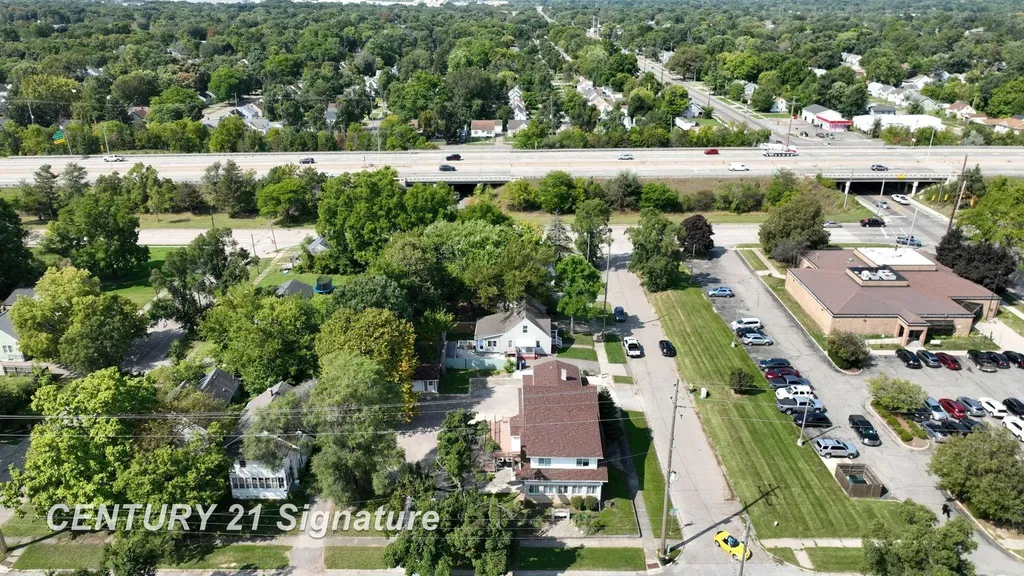 3902 Cuthbertson Street Flint City MI 48507