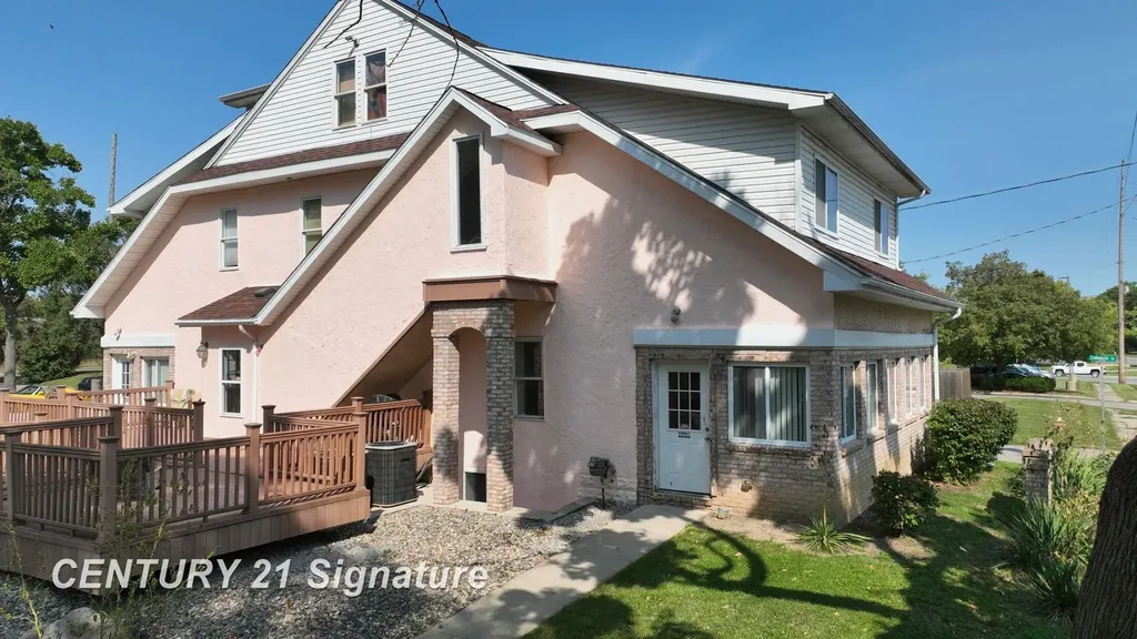 3902 Cuthbertson Street Flint City MI 48507